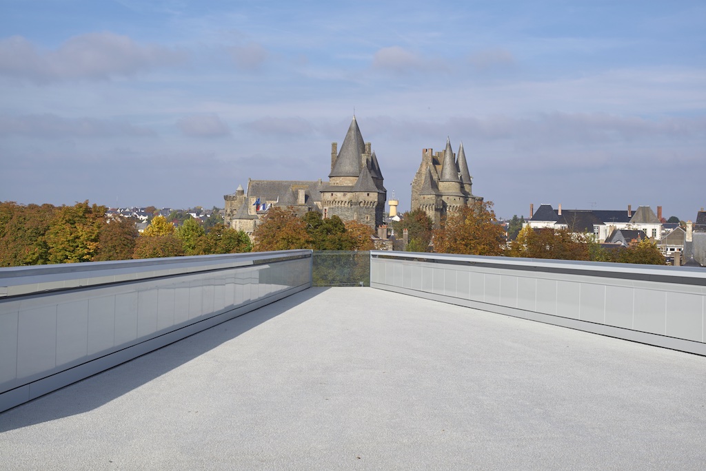l1009664photos-s-chalmeau-non-libre-de-droitss-chalmeauplease-contactseptembre2016